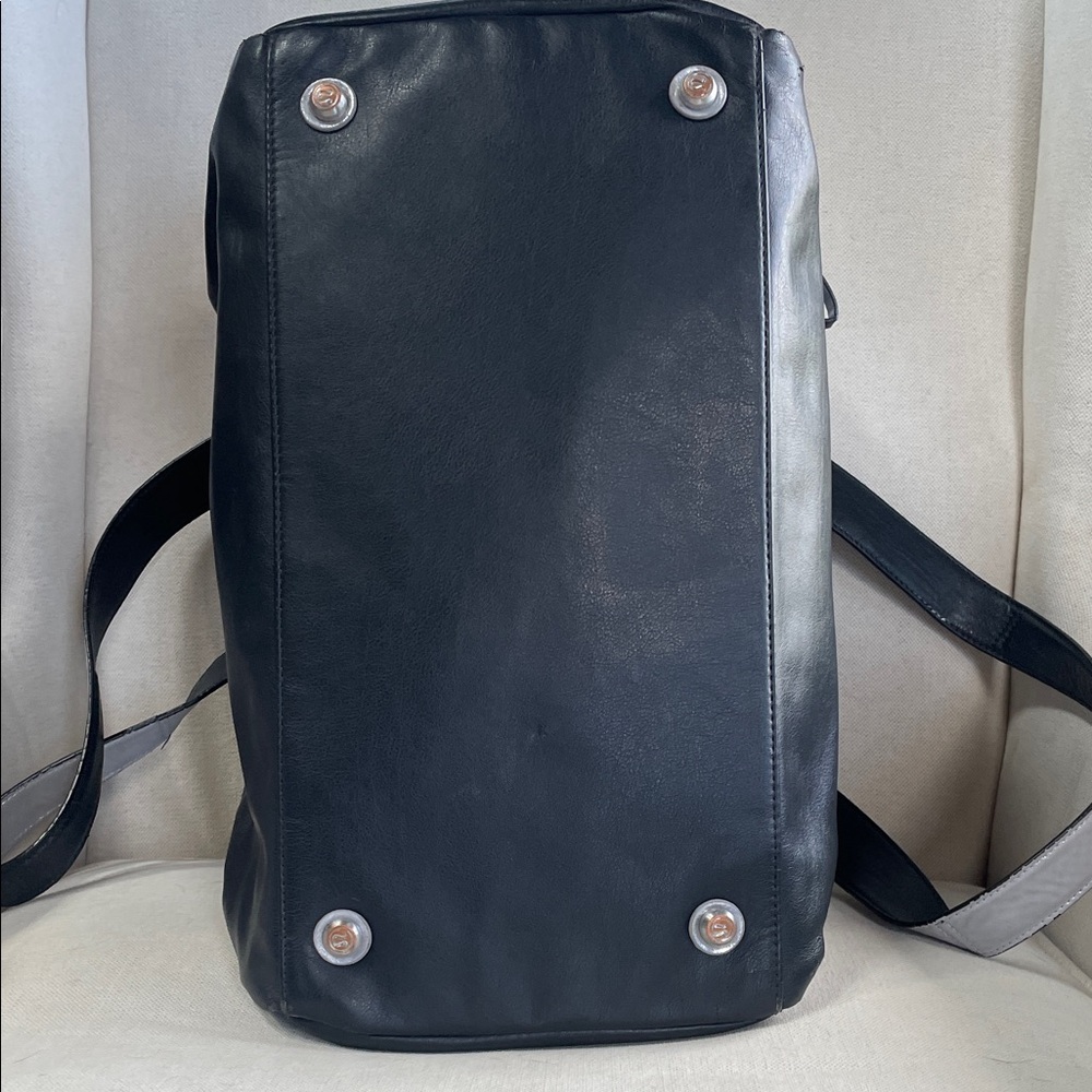 Lululemon Urban Sanctuary Bag - Black and Silver - Picture 9 of 16